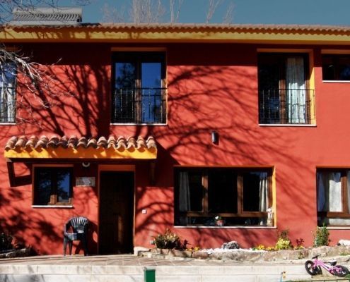 Collarubio - Banner Casa Roja Booking